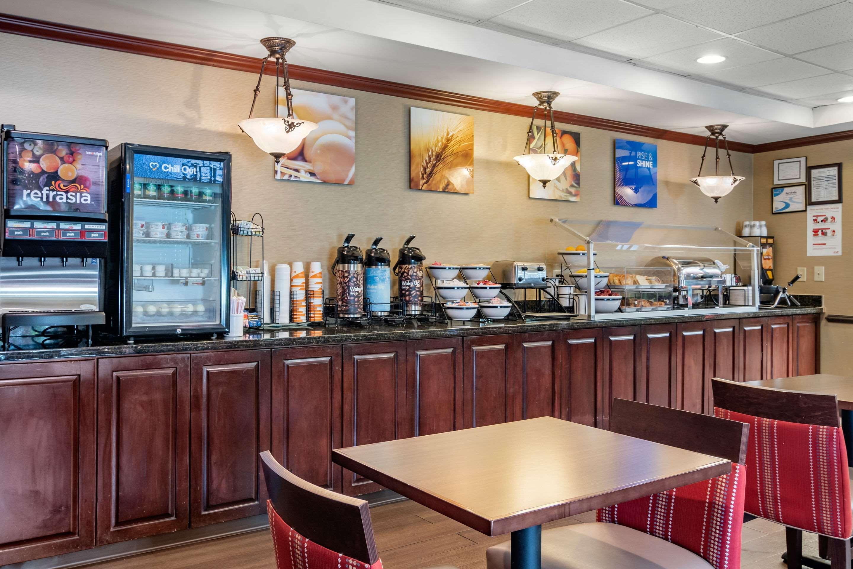 Comfort Inn & Suites Suwanee - Sugarloaf Luaran gambar